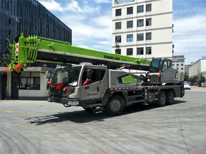 库尔勒市随车吊师傅告诉你租赁随车吊车如何区分吨位