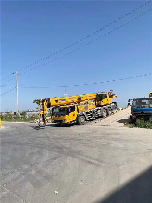 库尔勒市吊车作业时，可能会产生哪些额外收费项目？